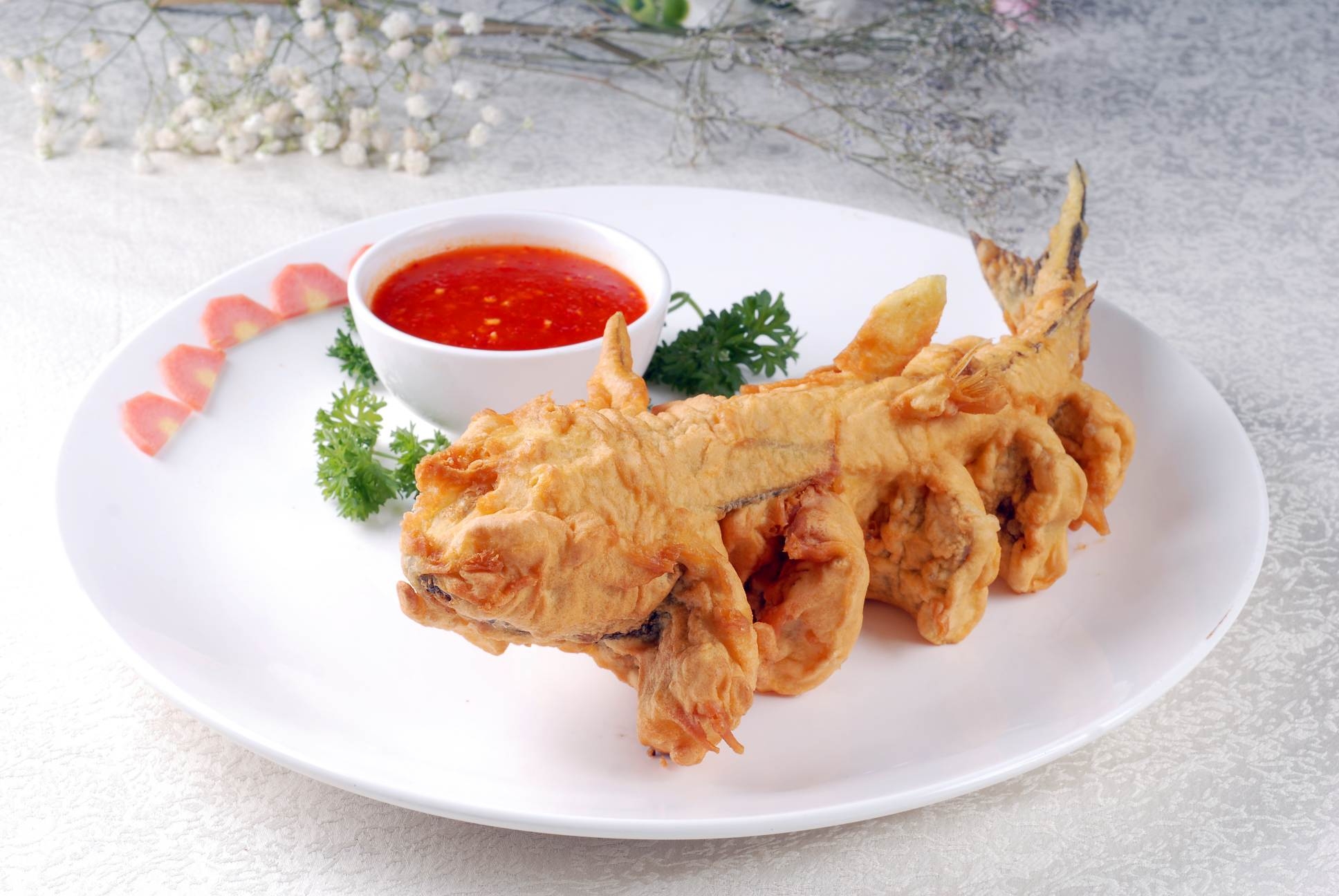 餐饮美食新派脆鱼皮宣传图片灯箱