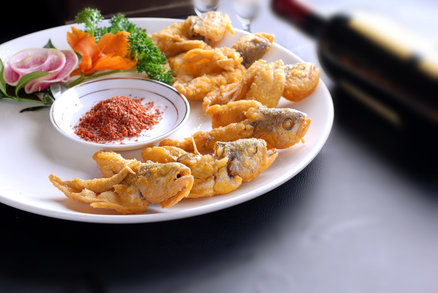 餐饮美食奇味黄鱼宣传图片灯箱