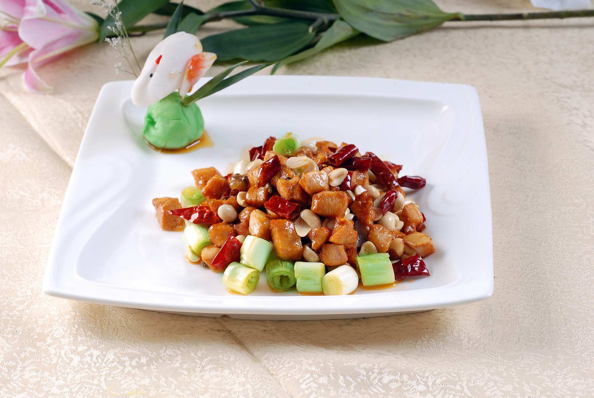 餐饮美食宫保鸡丁宣传图片灯箱