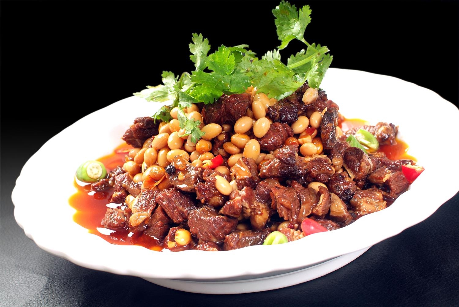 餐饮美食黄豆烧牛肉宣传图片灯箱