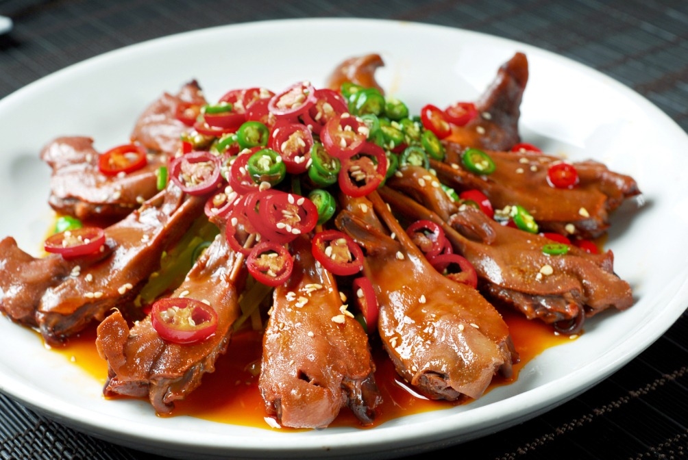 餐饮美食美极鸭下巴高清图片