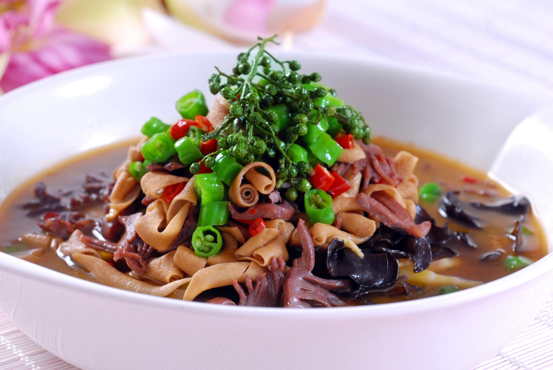 餐饮美食豉汁鲜椒双脆高清图片