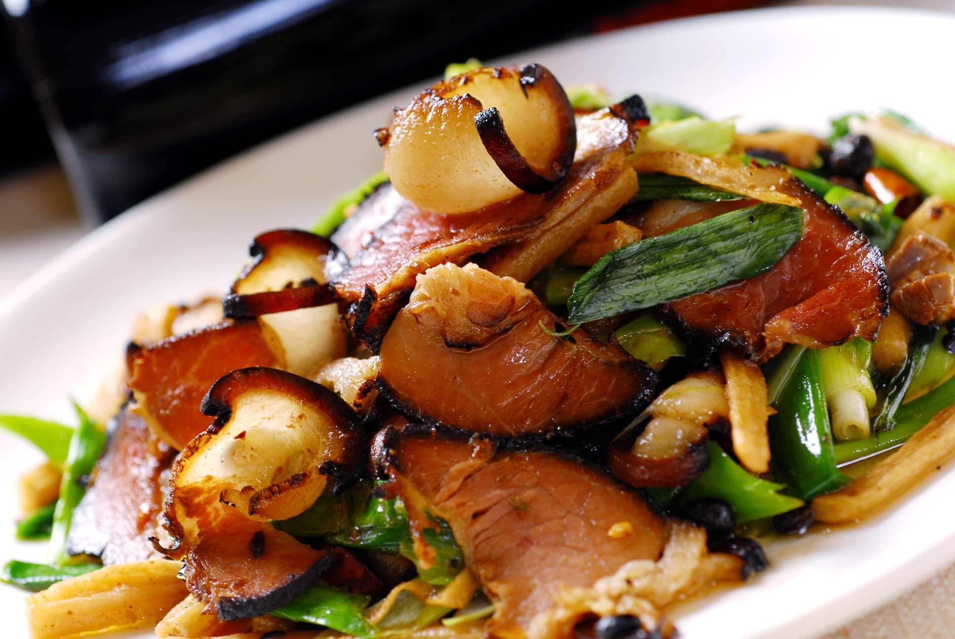 回锅腊肉高清图片