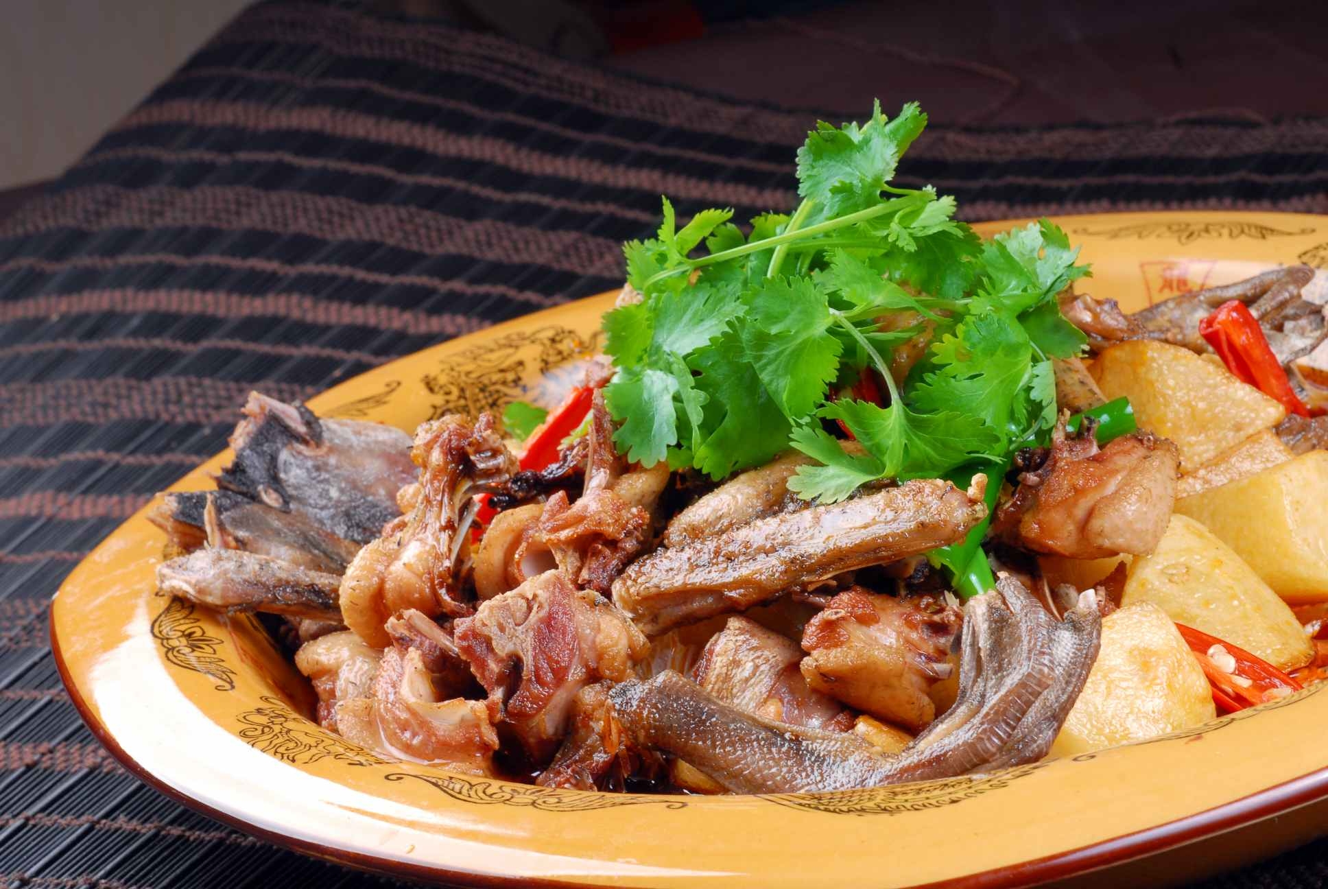 高清图片餐饮美食川菜土豆烧野鸭高清图片