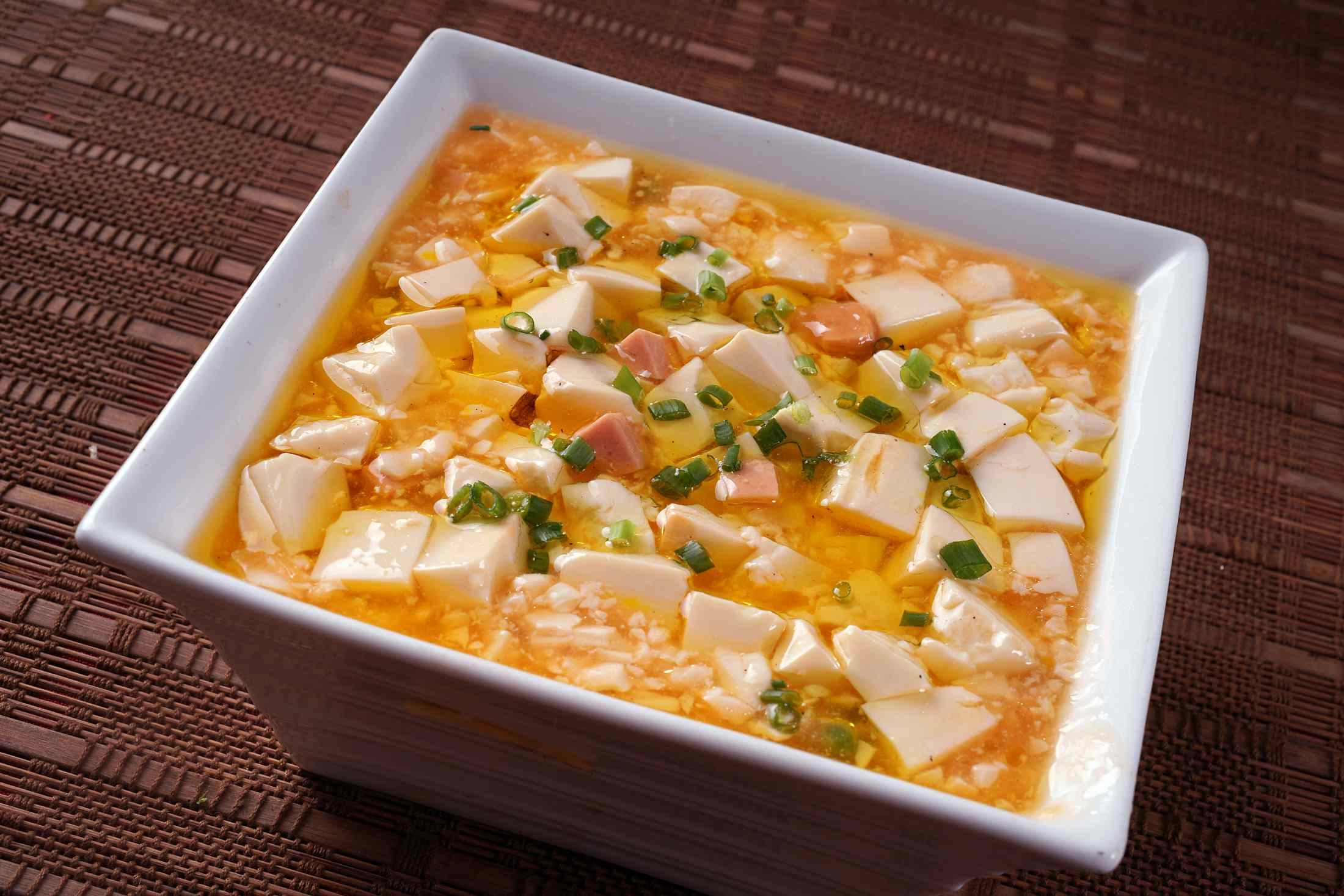 咸黄豆花高清图片