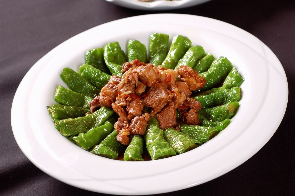 餐饮美食川菜虎皮辣椒烧牛腩高清图片249