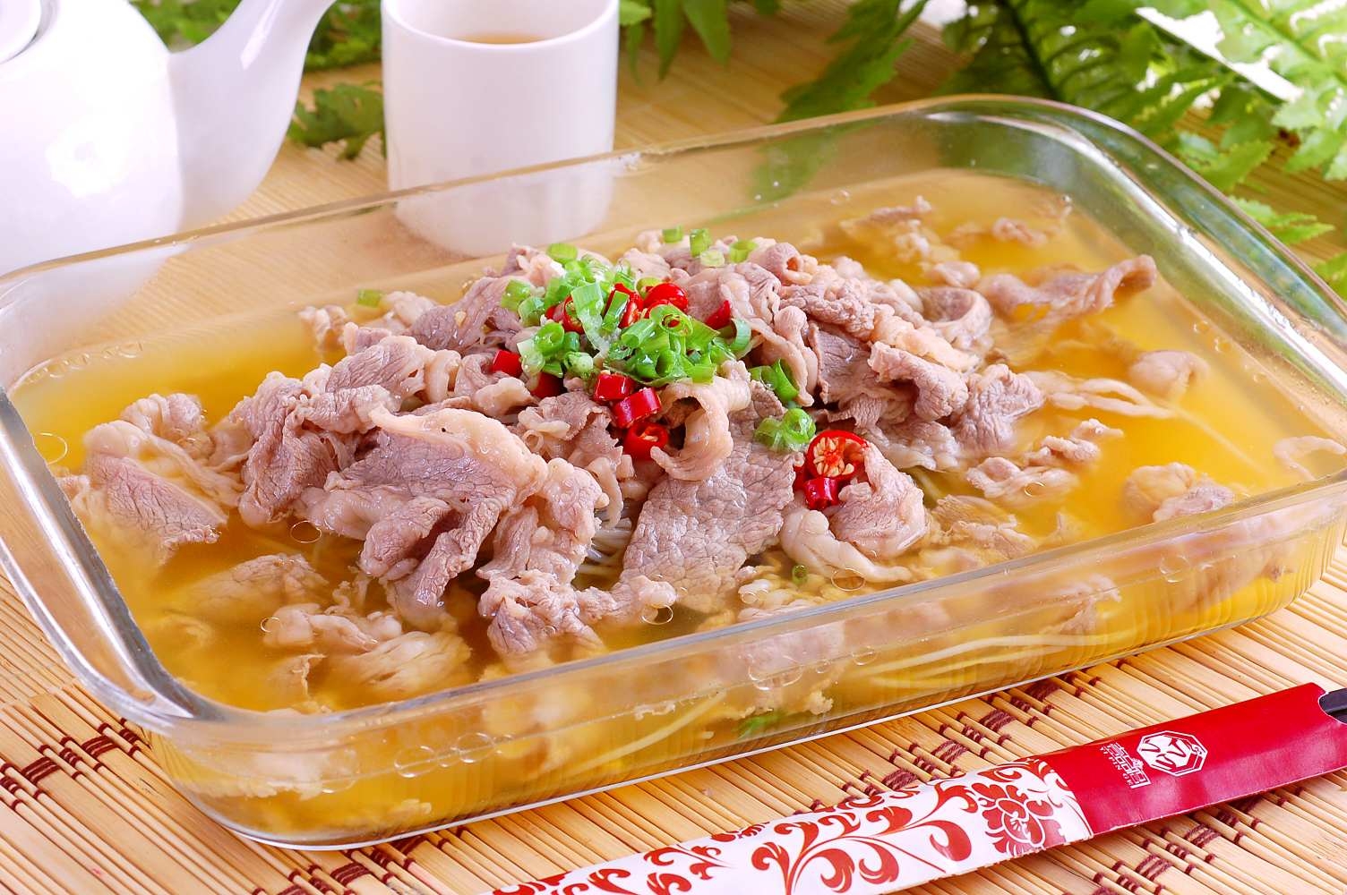 明炉酸汤肥牛高清图片