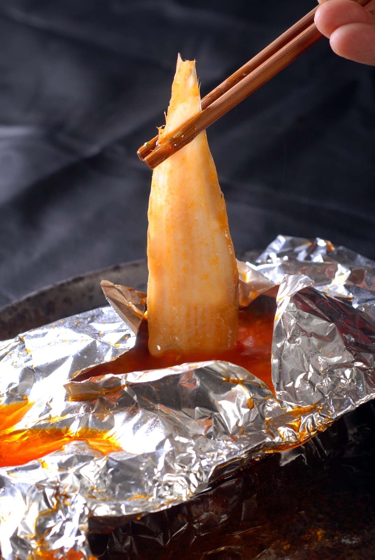 餐饮美食气泡舌头鱼高清图片