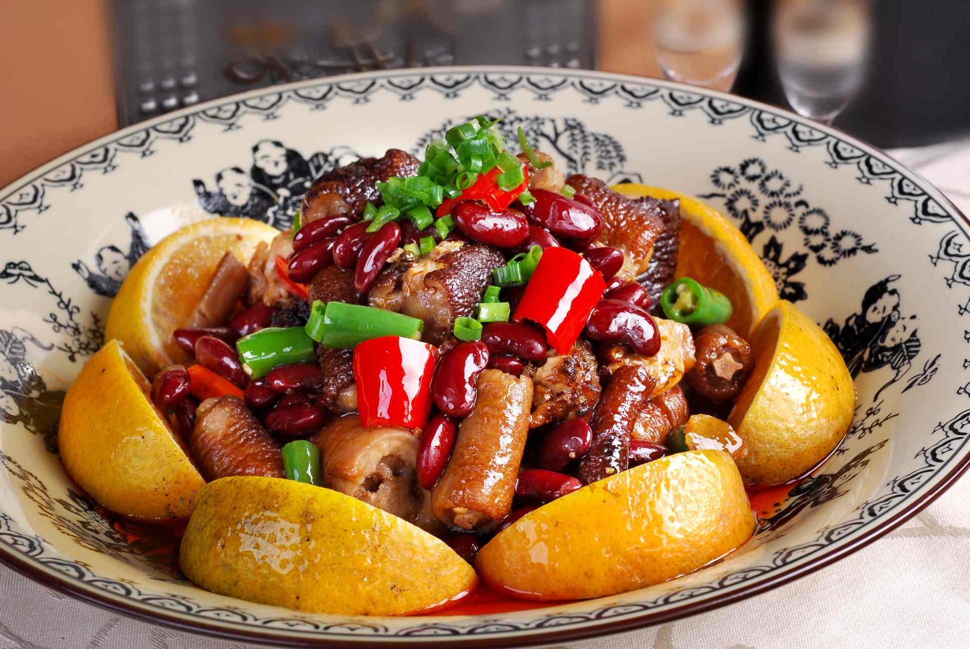 餐饮美食腰都烧猪尾宣传图片灯箱