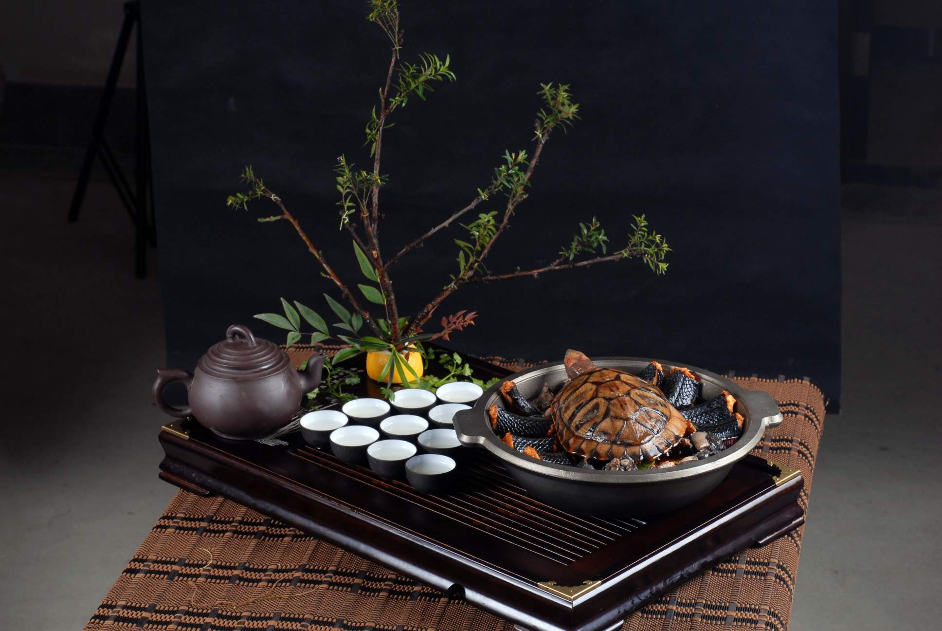 神龟戏龙凤高清图片