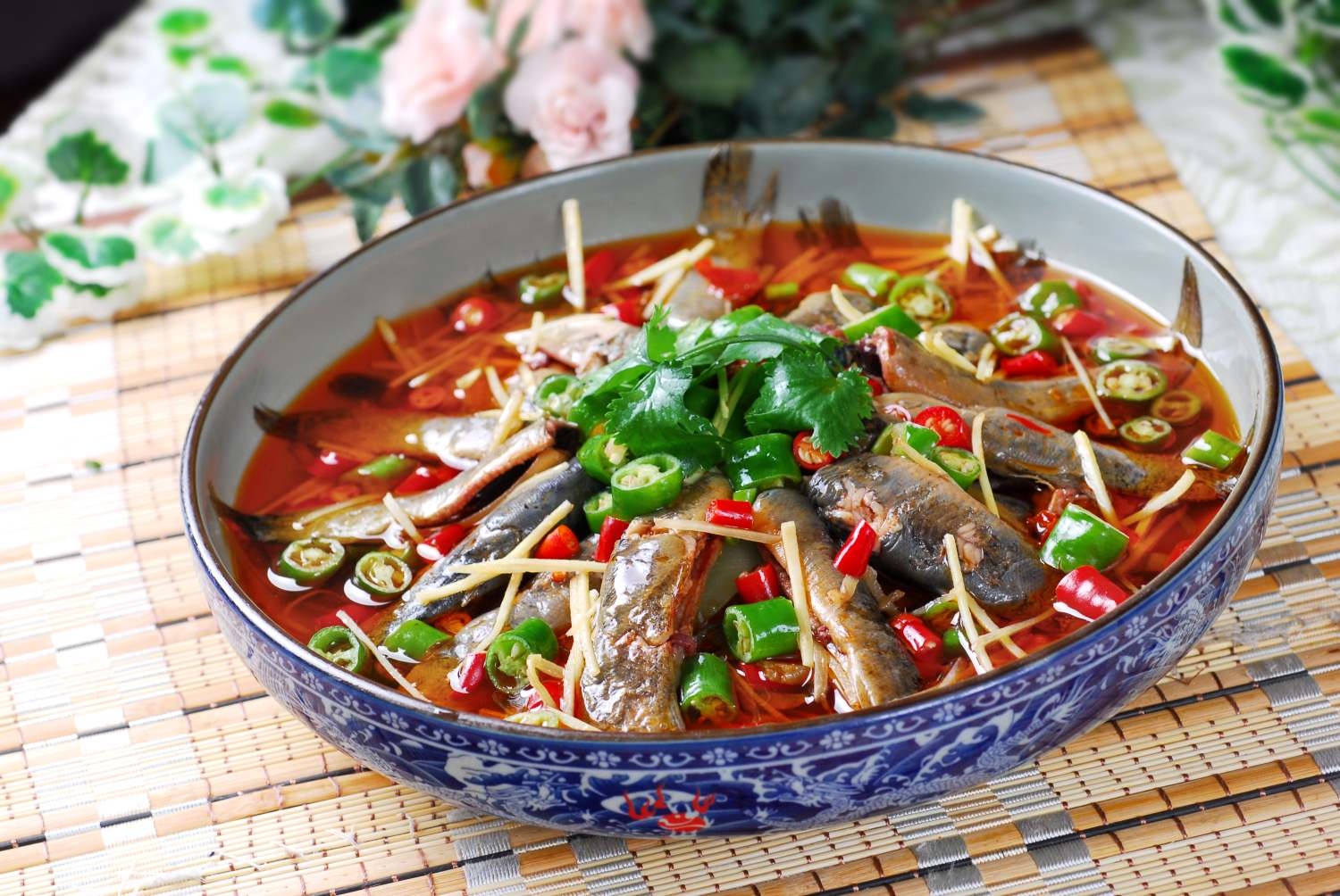 餐饮美食川菜江湖泥鳅高清图片