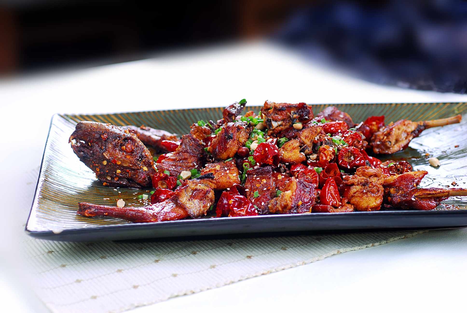 餐饮美食红袍兔高清图片