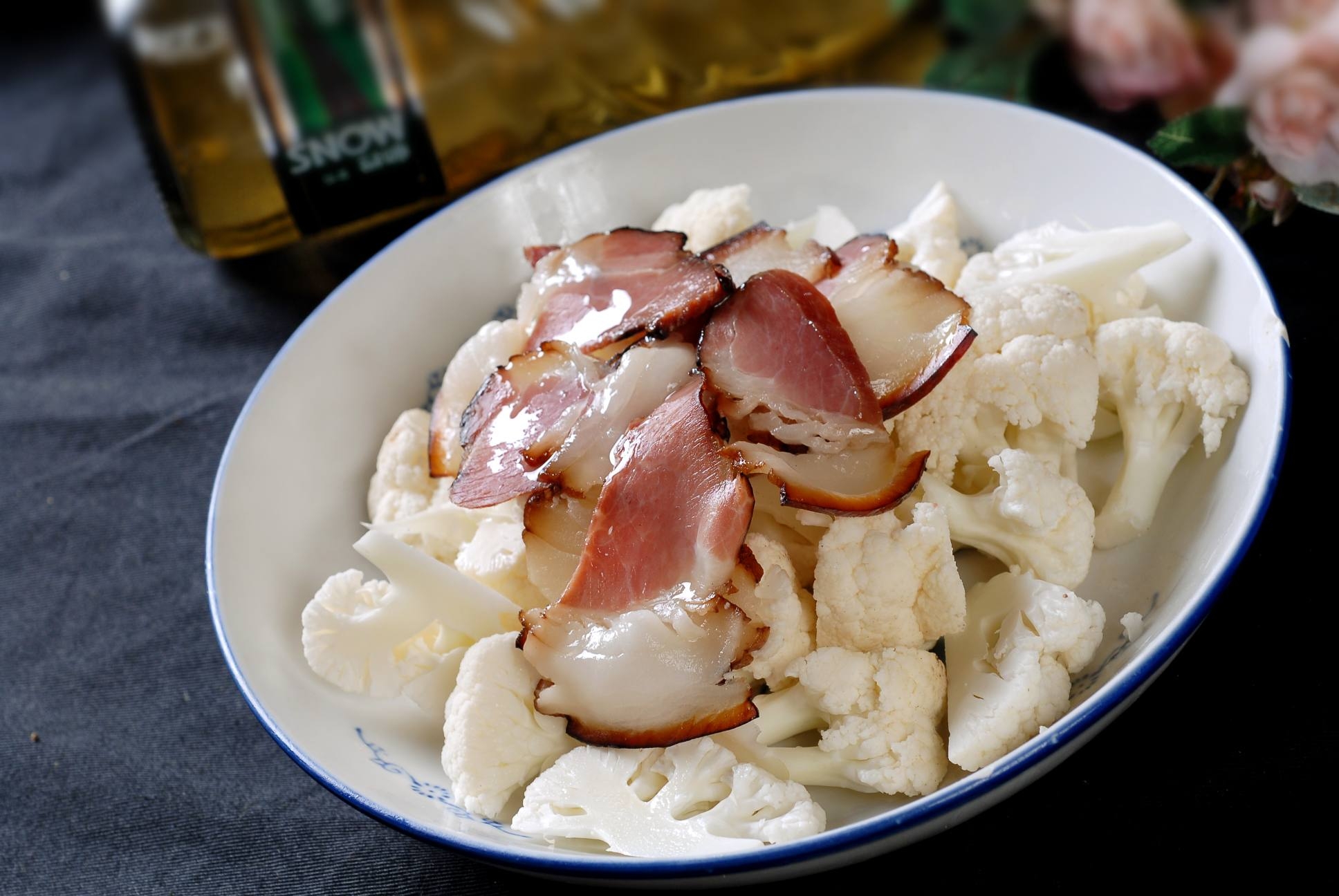 腊肉花菜高清图片