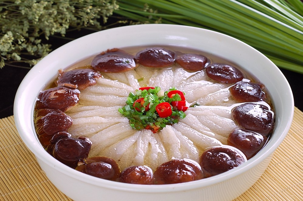 餐饮美食川菜辣味菌滑排高清图片