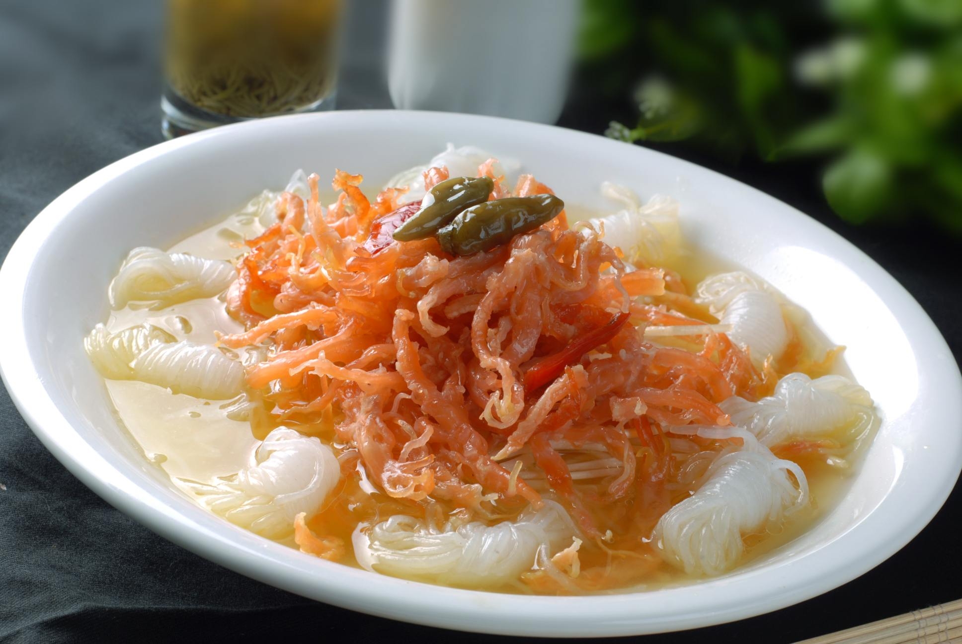 餐饮美食藤椒鹅脚筋高清图片