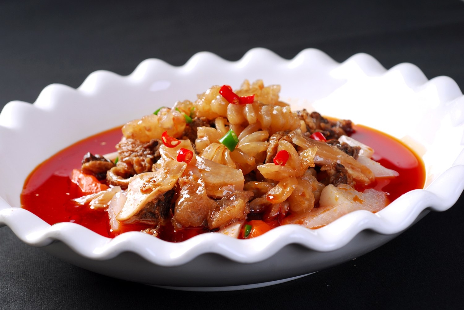 餐饮美食烧牛三鲜高清图片