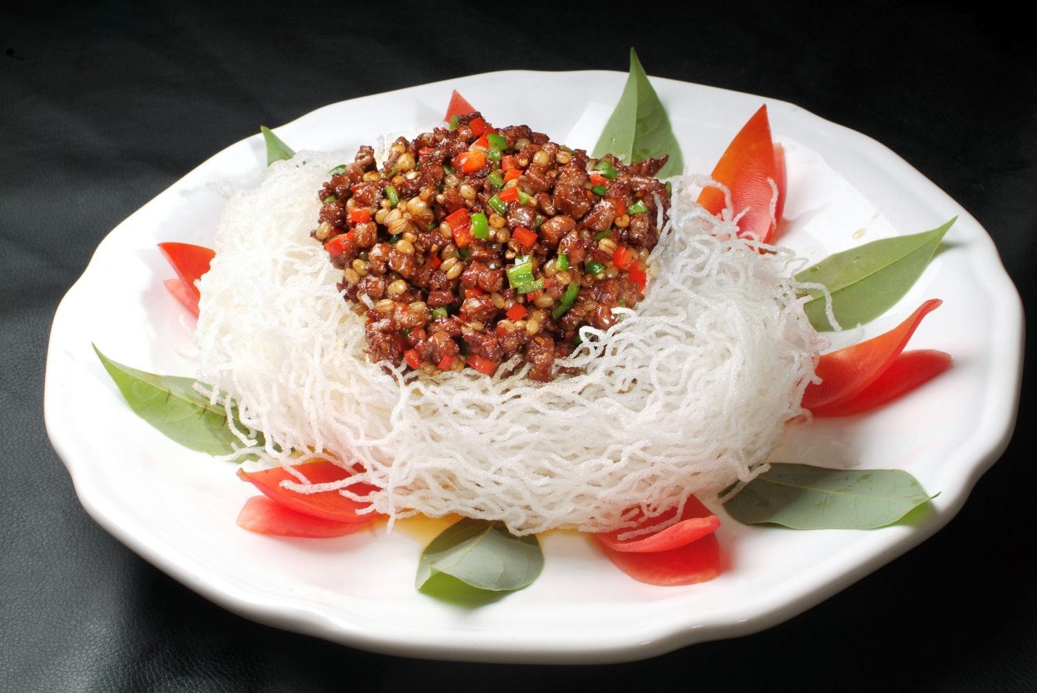 餐饮美食藏麦牛肉粒高清图片