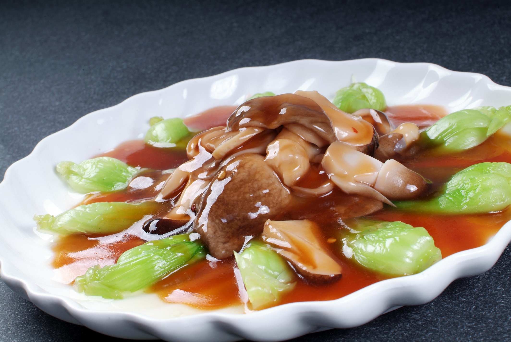 餐饮美食川菜草菇菜心高清图片