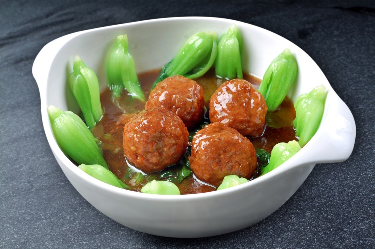 餐饮美食川菜红烧狮子头高清图片