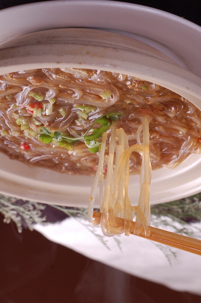 餐饮美食热砂锅水晶粉高清图片