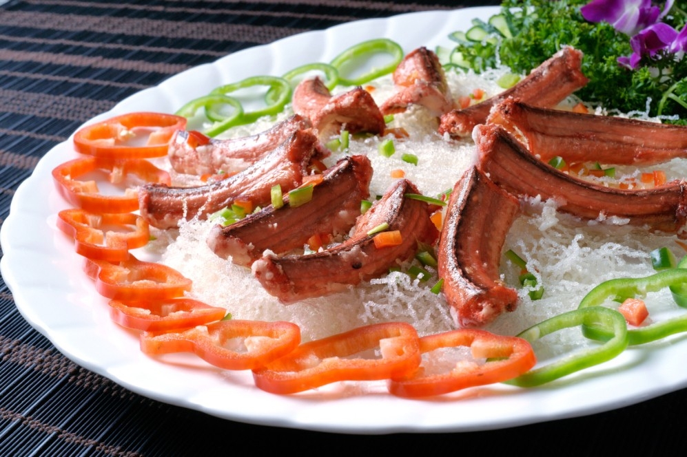 美极尖椒蛇段高清图片