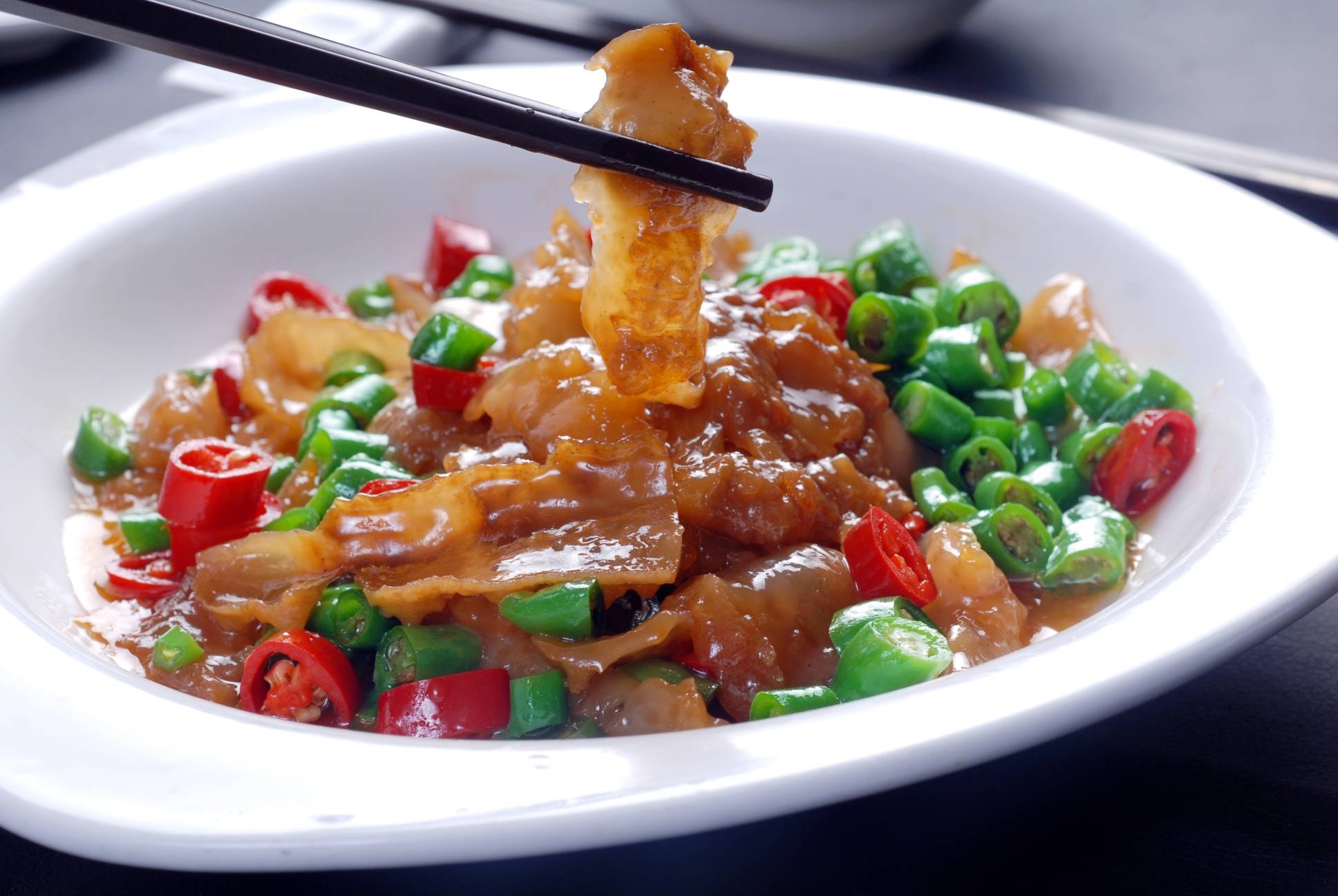 青椒炒海参高清图片