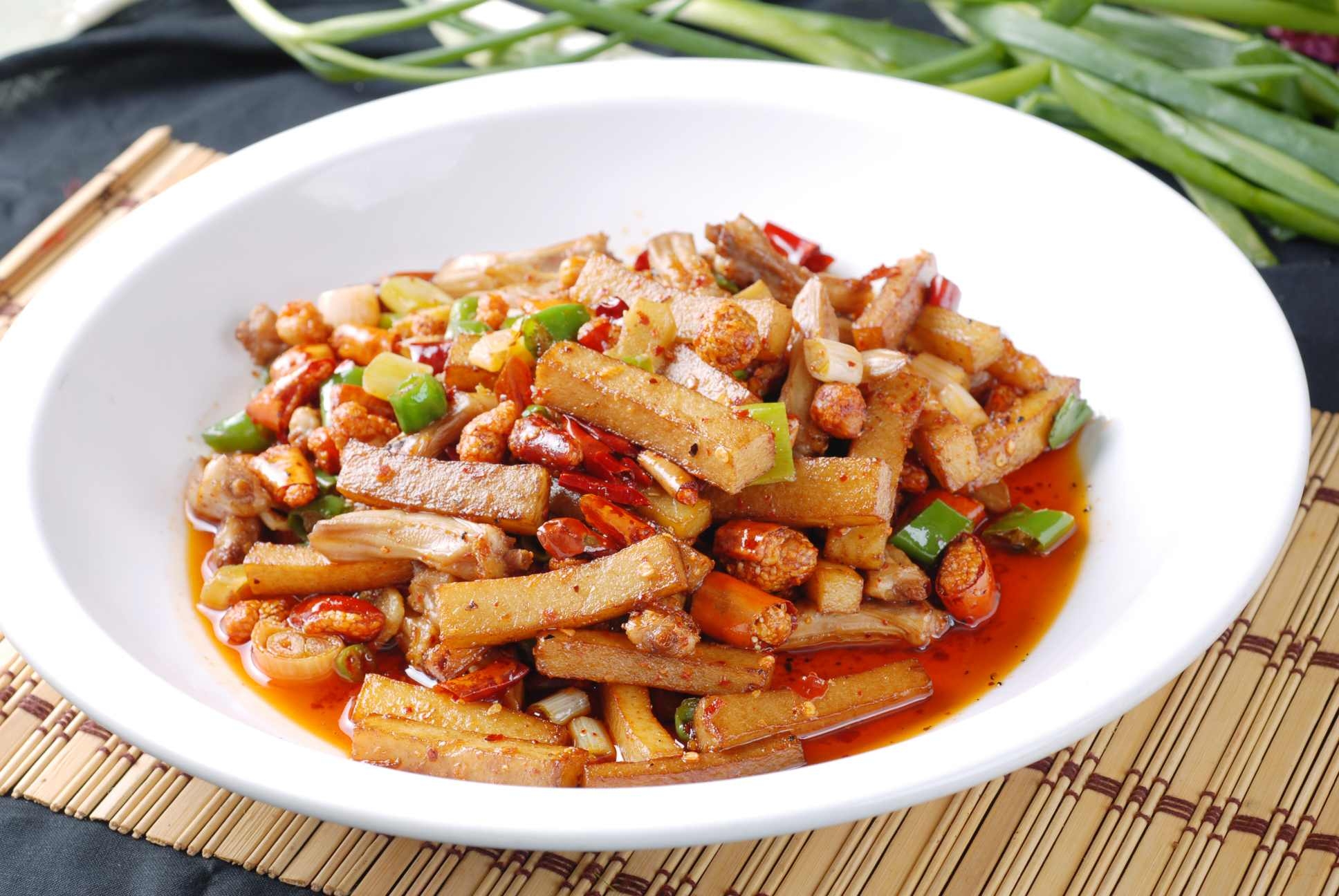 餐饮美食川菜土豆高清图片